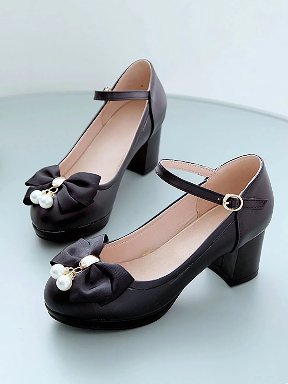 Retro Bowknot Mary Jane Shoes - Image 4
