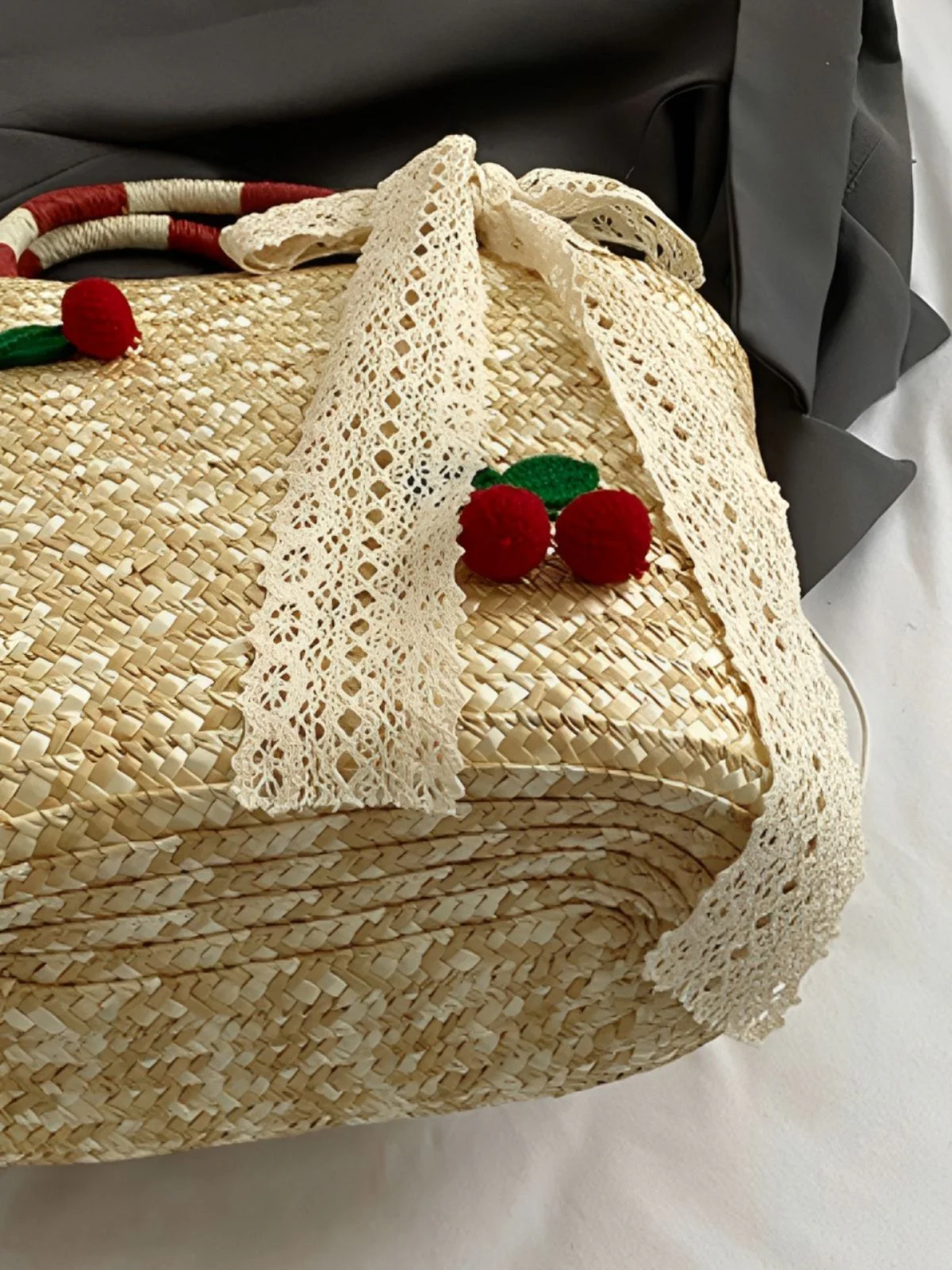 Retro Cherry Applique Lace Bow Drawstring Straw Tote Bag - Image 4