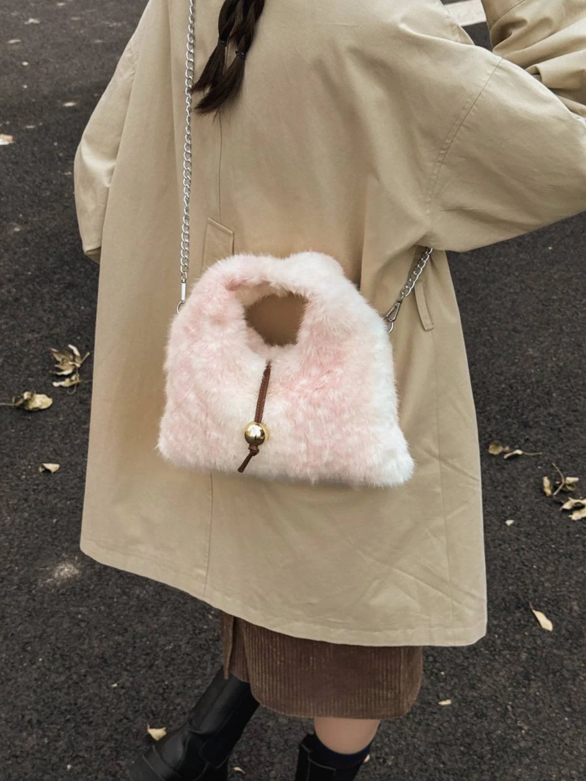 Retro Deer Style Bell Faux Fur Bag - Image 18