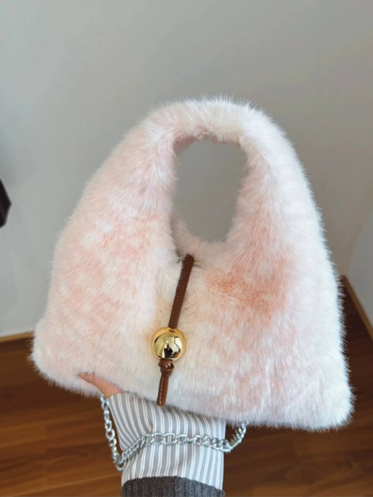Retro Deer Style Bell Faux Fur Bag - Image 2