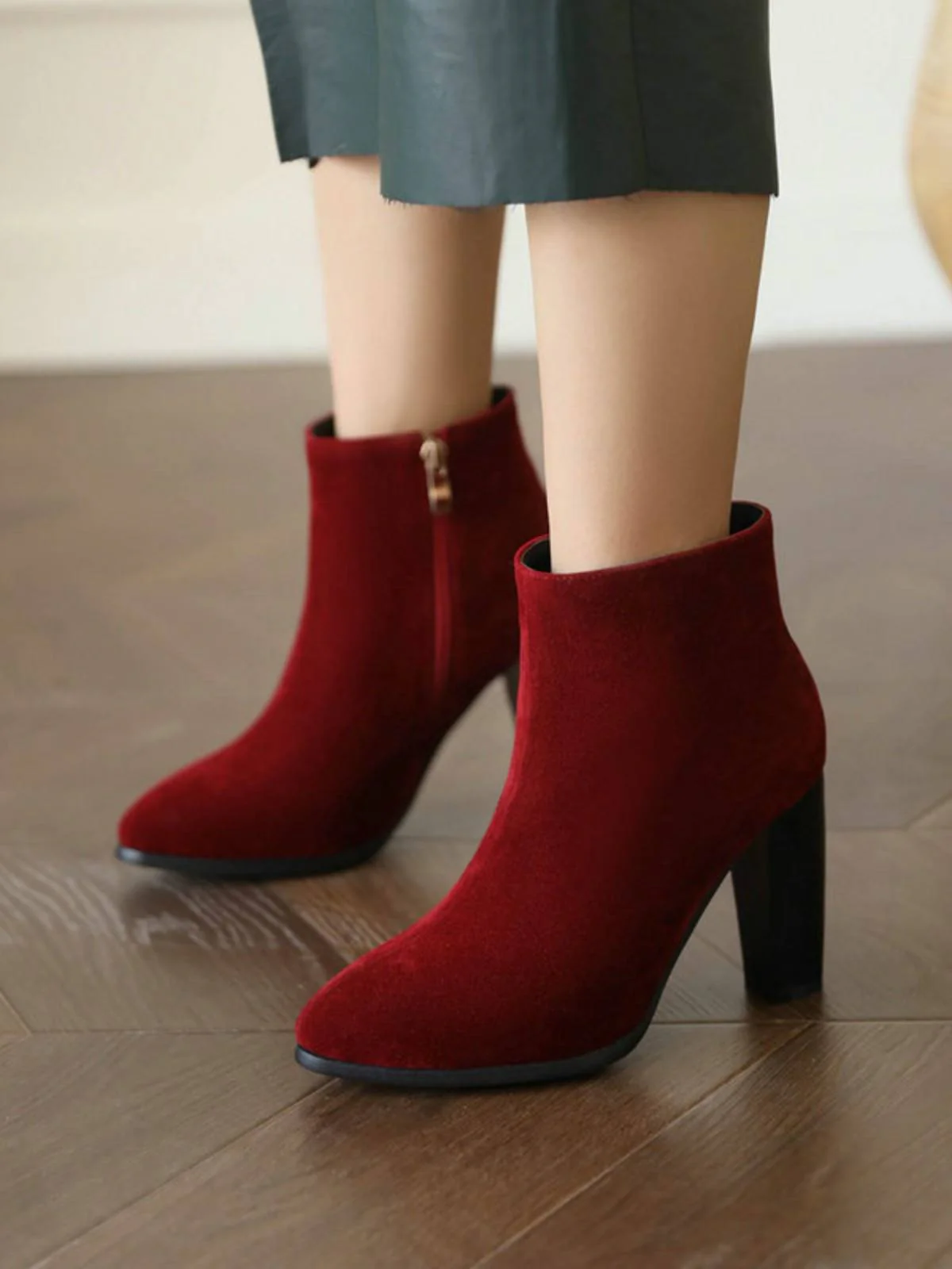 Retro Fleece Solid Color High Heel Boots - Image 13
