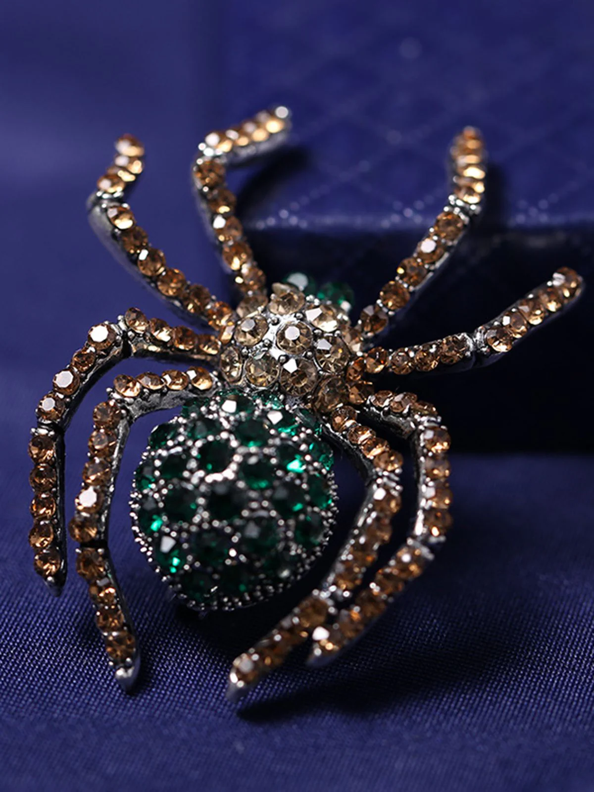 Retro Halloween Spider Rhinestone Brooch - Image 4