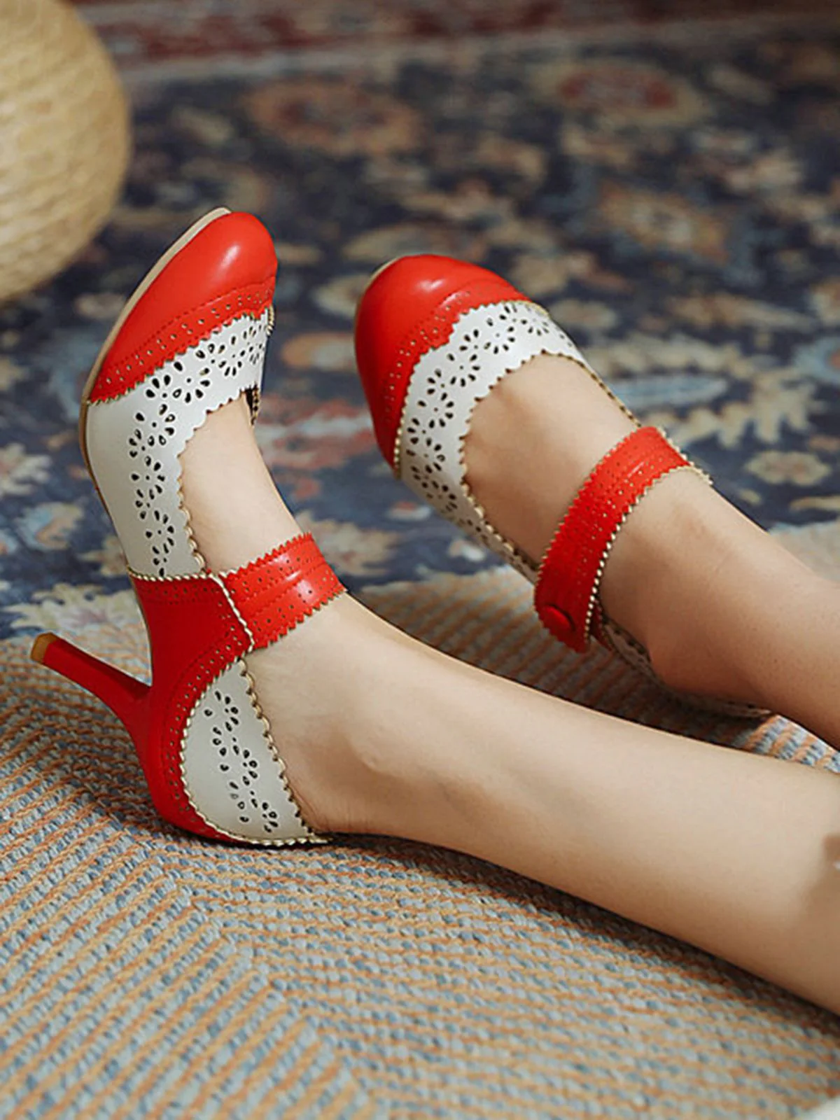 Retro Hollow Out Ankle Strap High Heels Shoes - Image 9