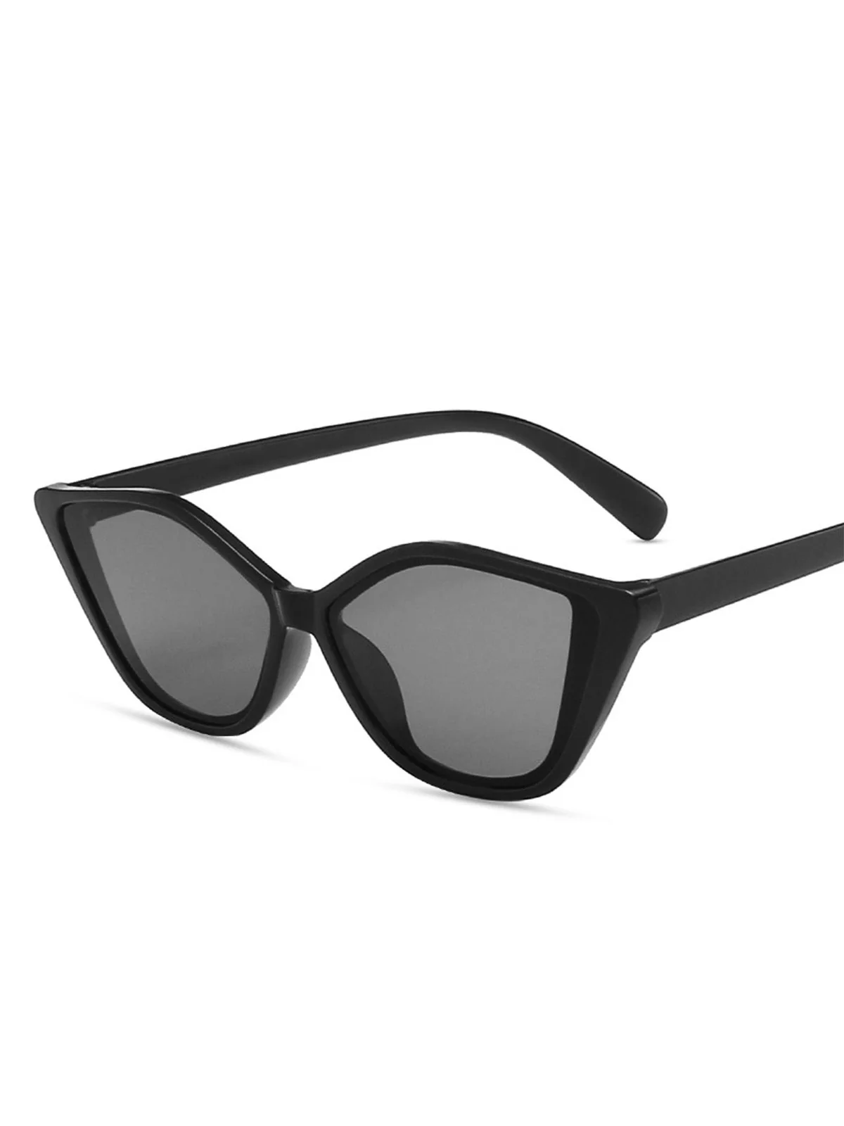 Retro Oversized Beach Sunglasses - Image 5