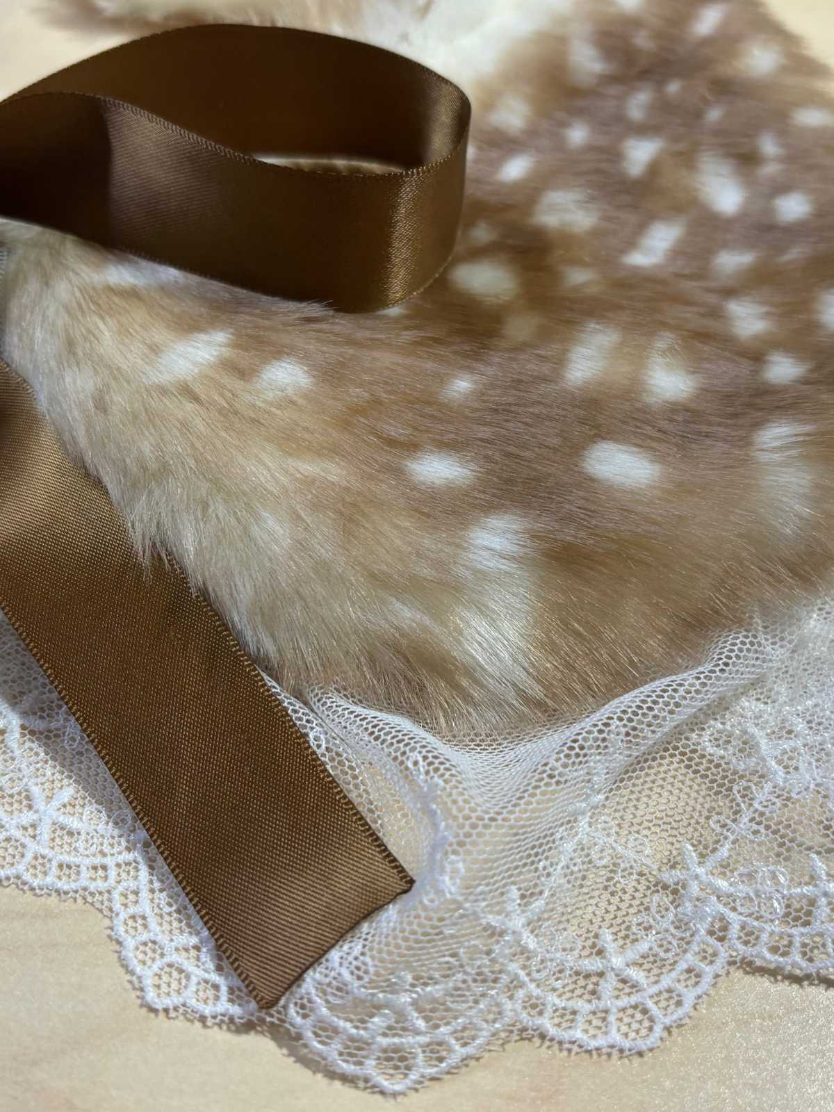 Retro Lace Trim Deer Bow Faux Fur Collar - Image 4