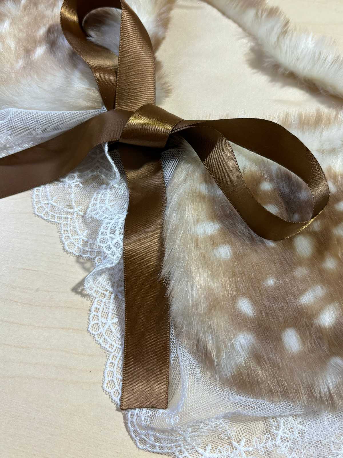 Retro Lace Trim Deer Bow Faux Fur Collar - Image 5