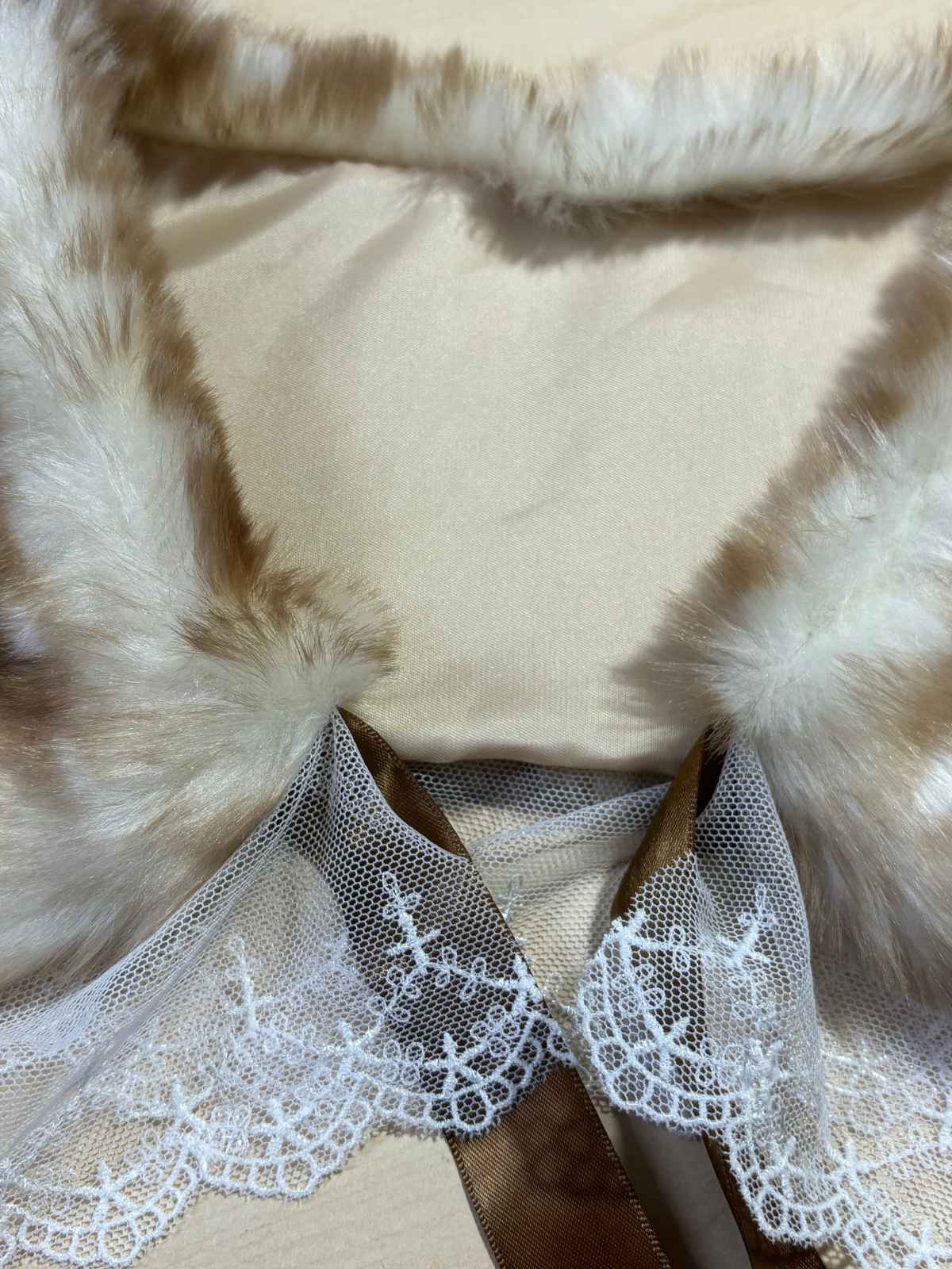 Retro Lace Trim Deer Bow Faux Fur Collar - Image 7