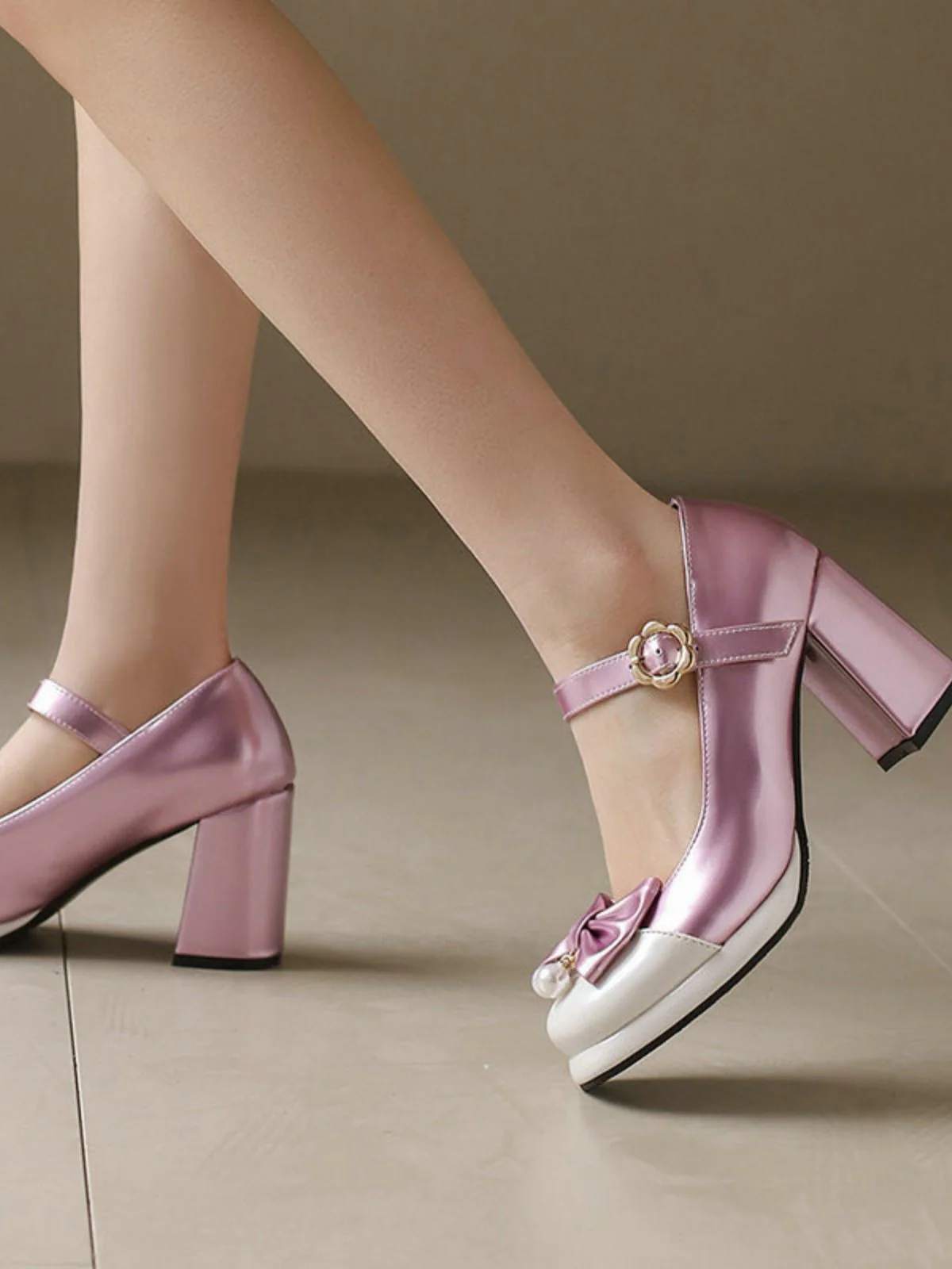 Retro Leather Colorblock Bowknot Chunky Heels - Image 11