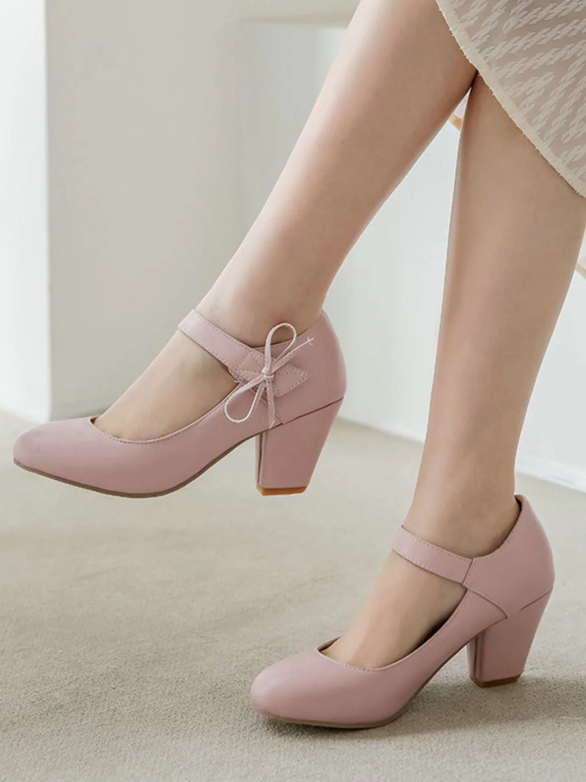 Retro Round Toe Solid Bowknot Chunky Heels - Image 6