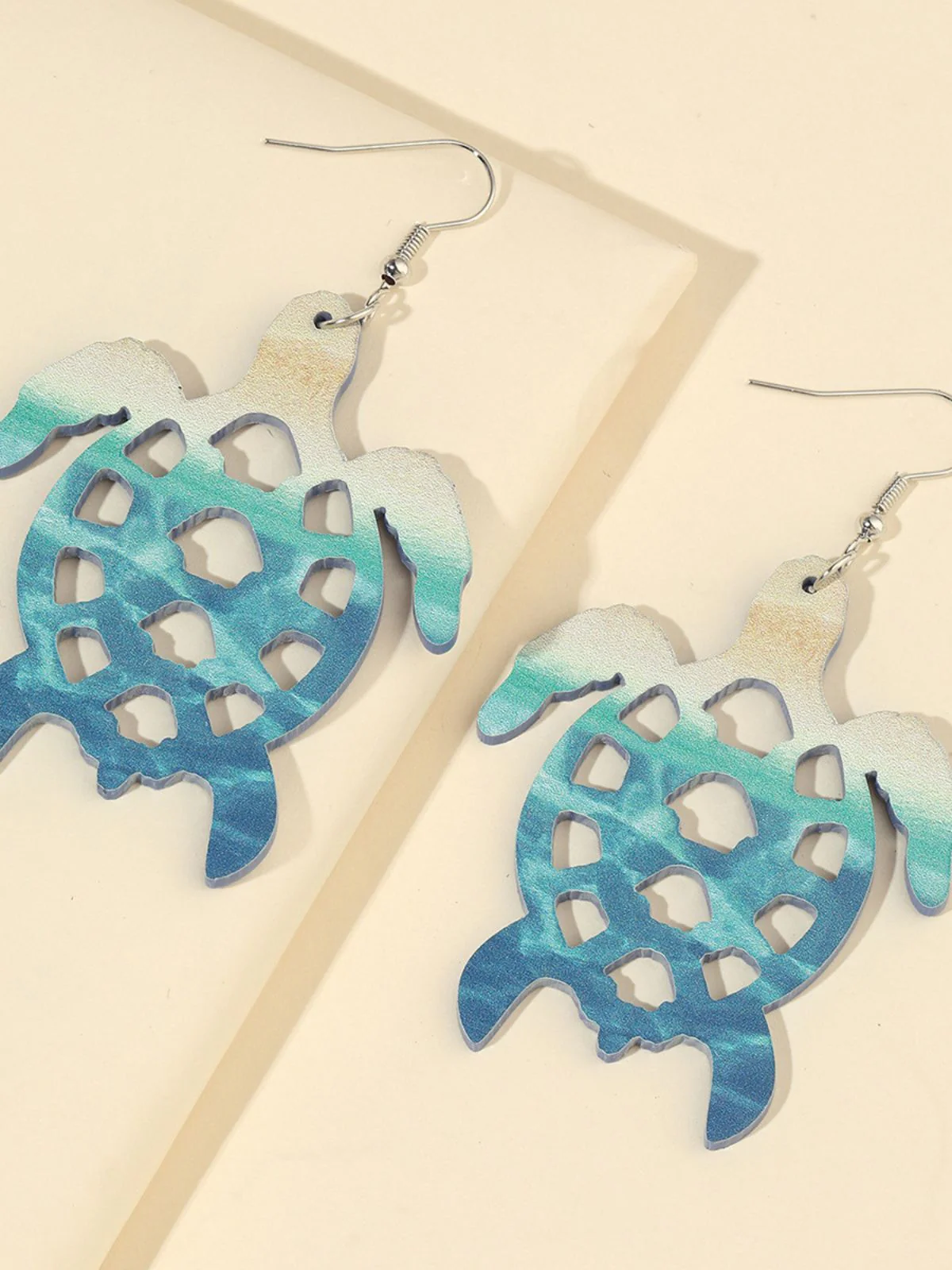 Retro Sea Creature Ombré Dangle Earrings - Image 3