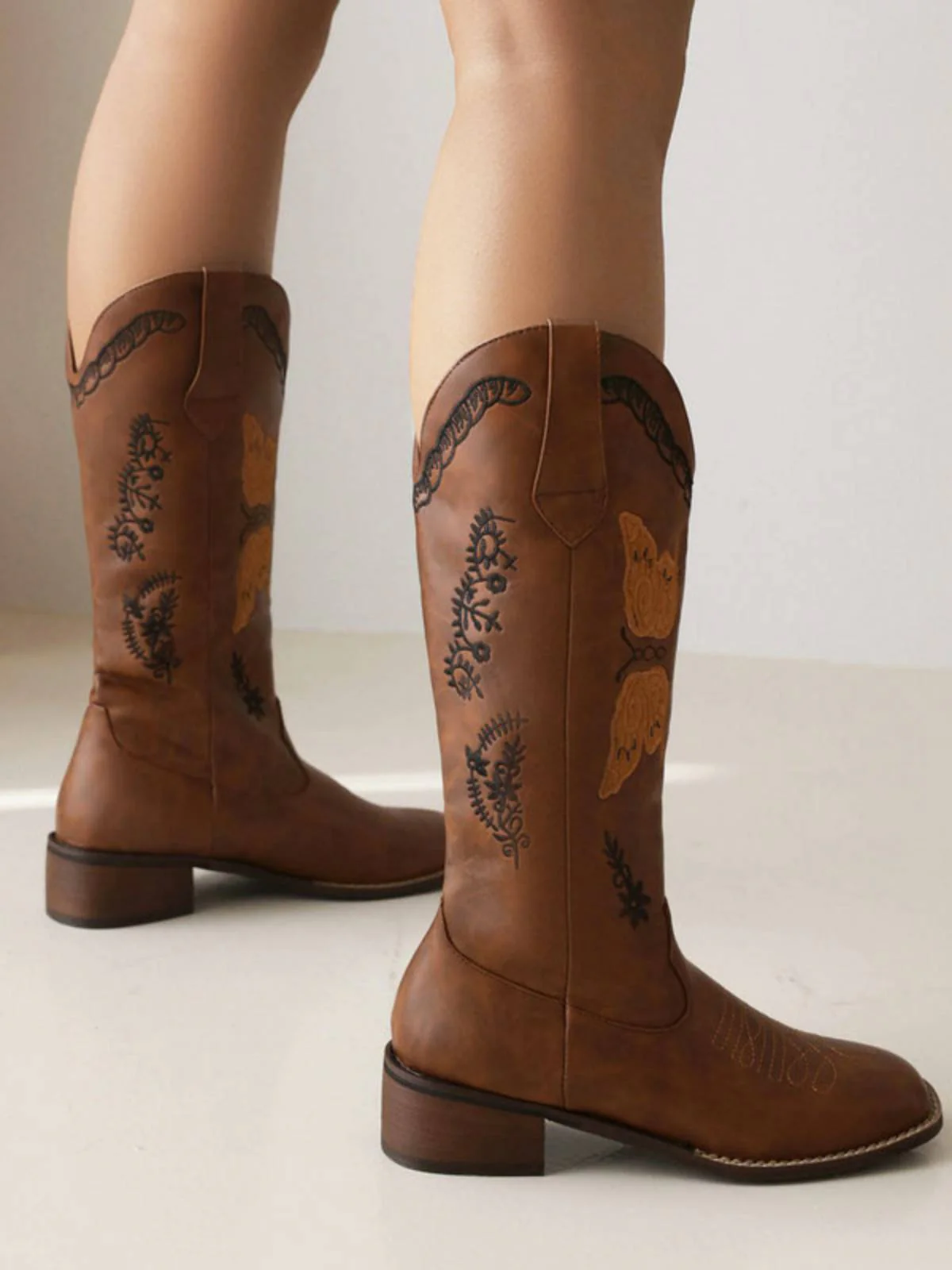 Retro Solid Leather Long Heel Boots - Image 10