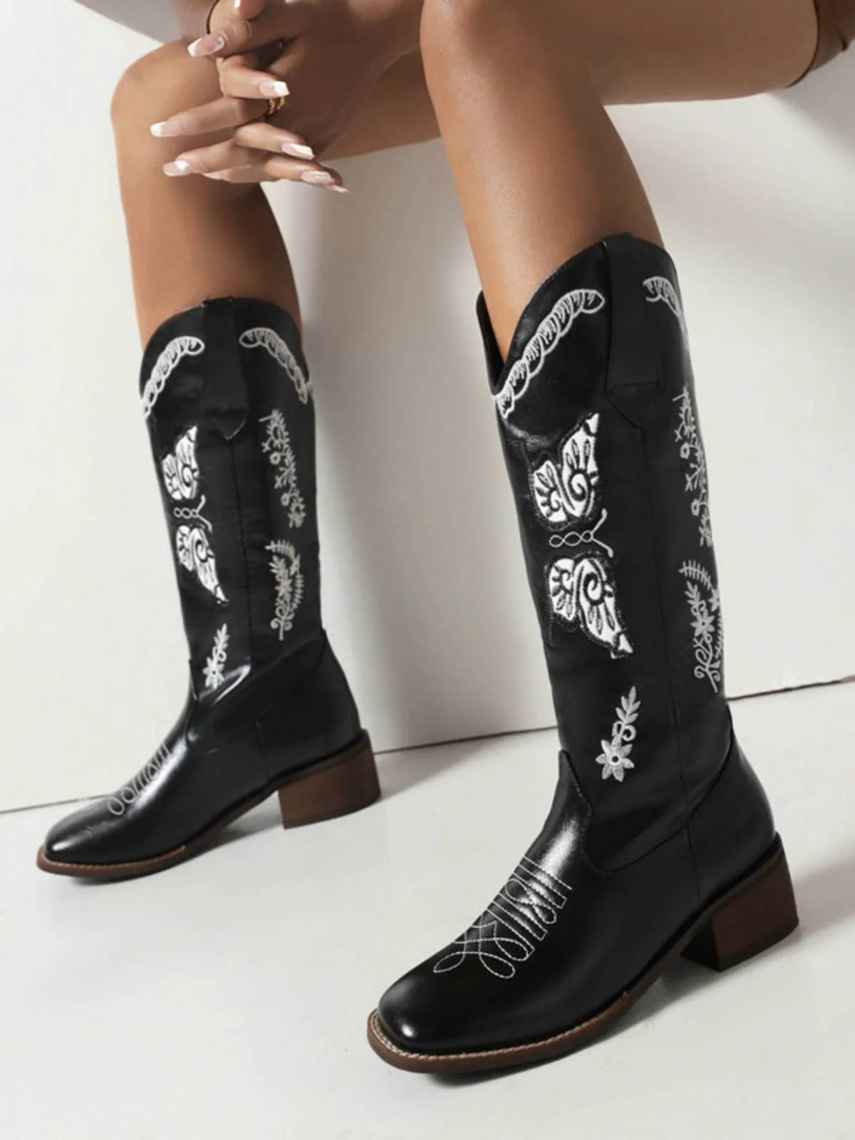 Retro Solid Leather Long Heel Boots - Image 3