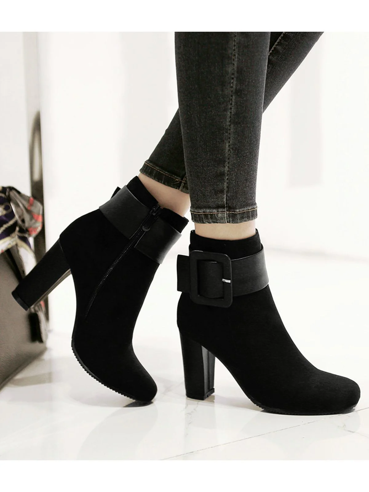 Retro Solid Thick Heel Short Boots - Image 11