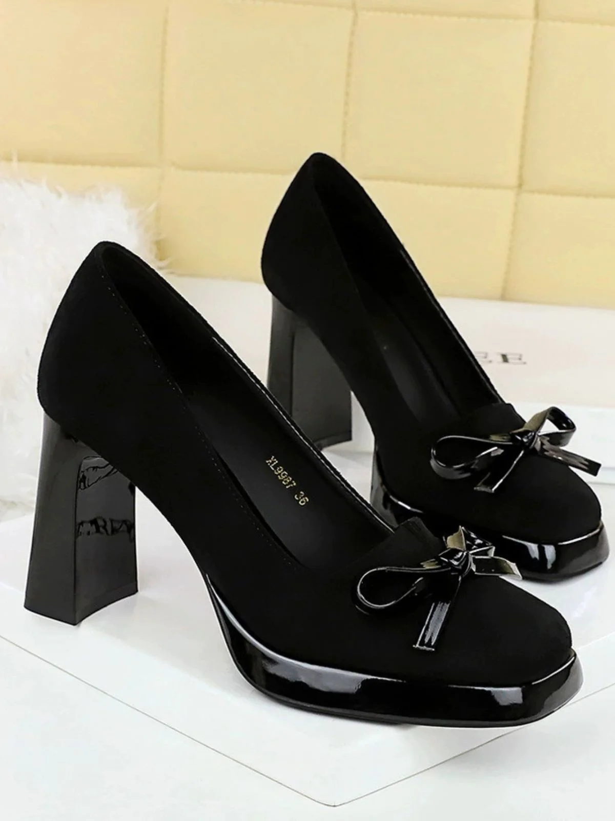 Retro Suede Bowknot Chunky High Heels - Image 3