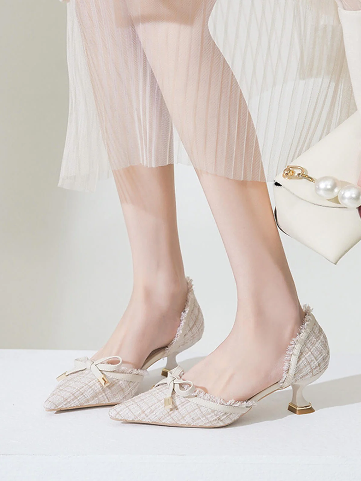 Retro Tweed Bow Kitten Pointed Heels - Image 4
