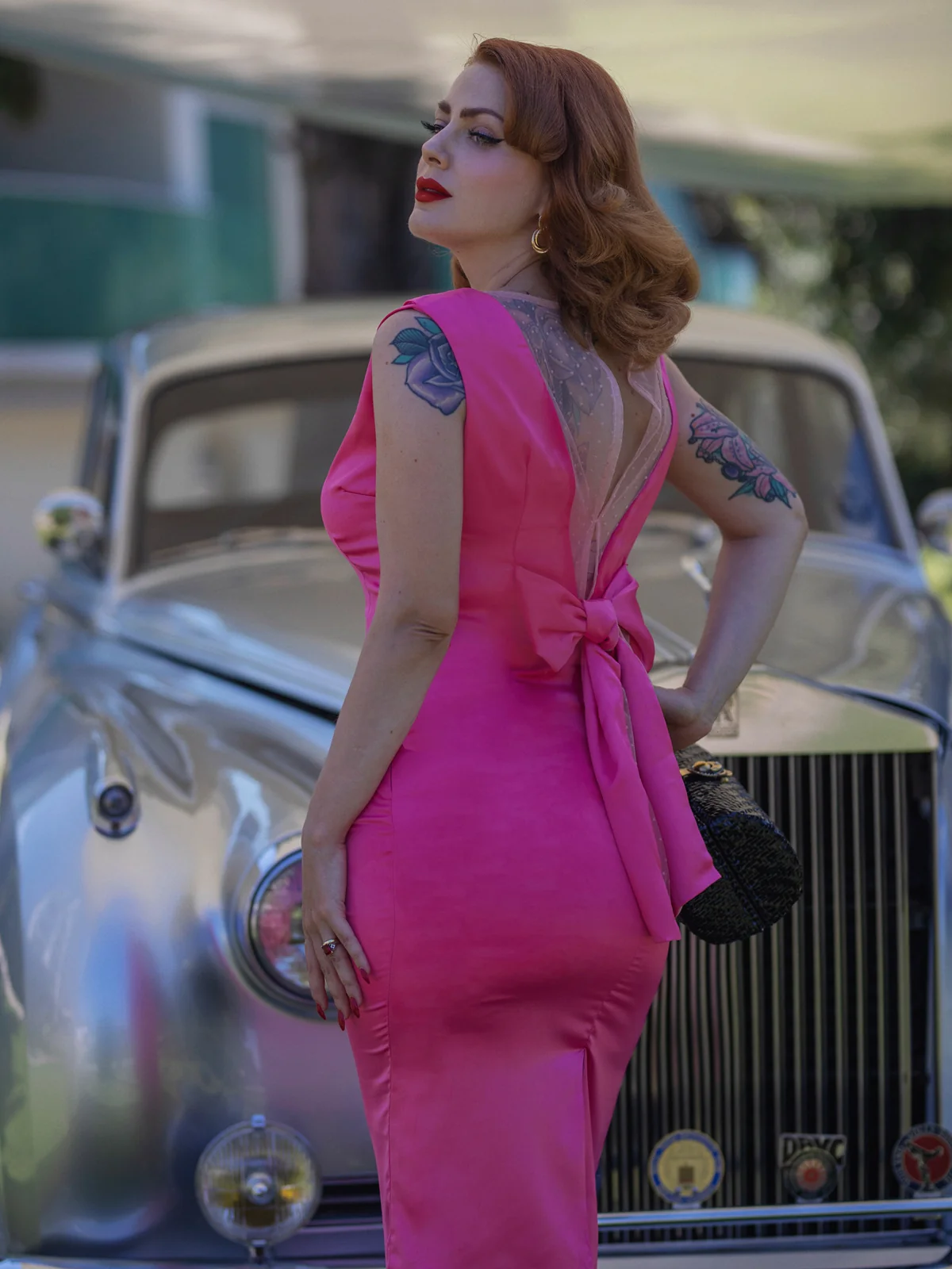 Rose Red 1960s Satin Solid Pencil Dress - Image 2