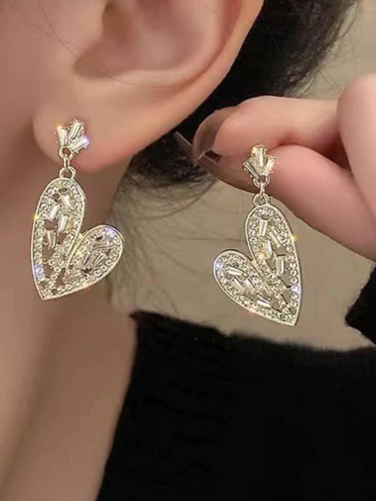 Silver Heart Crystal Detailing Shaped Earrings - Image 2