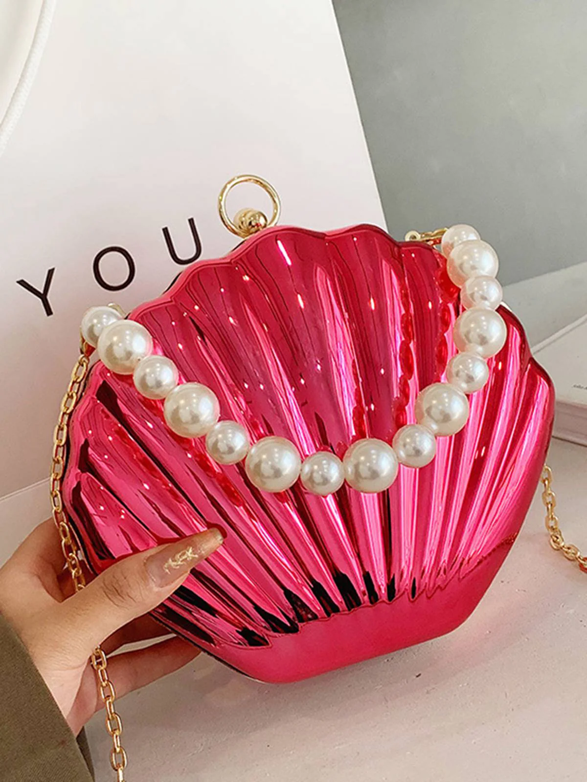Solid Pearl Metal Shell Bag - Image 4