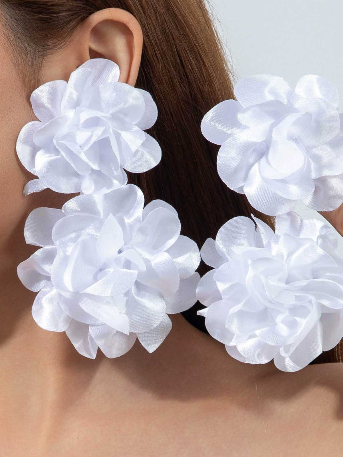 Vintage 3D Large Floral Long Earrings - Image 4