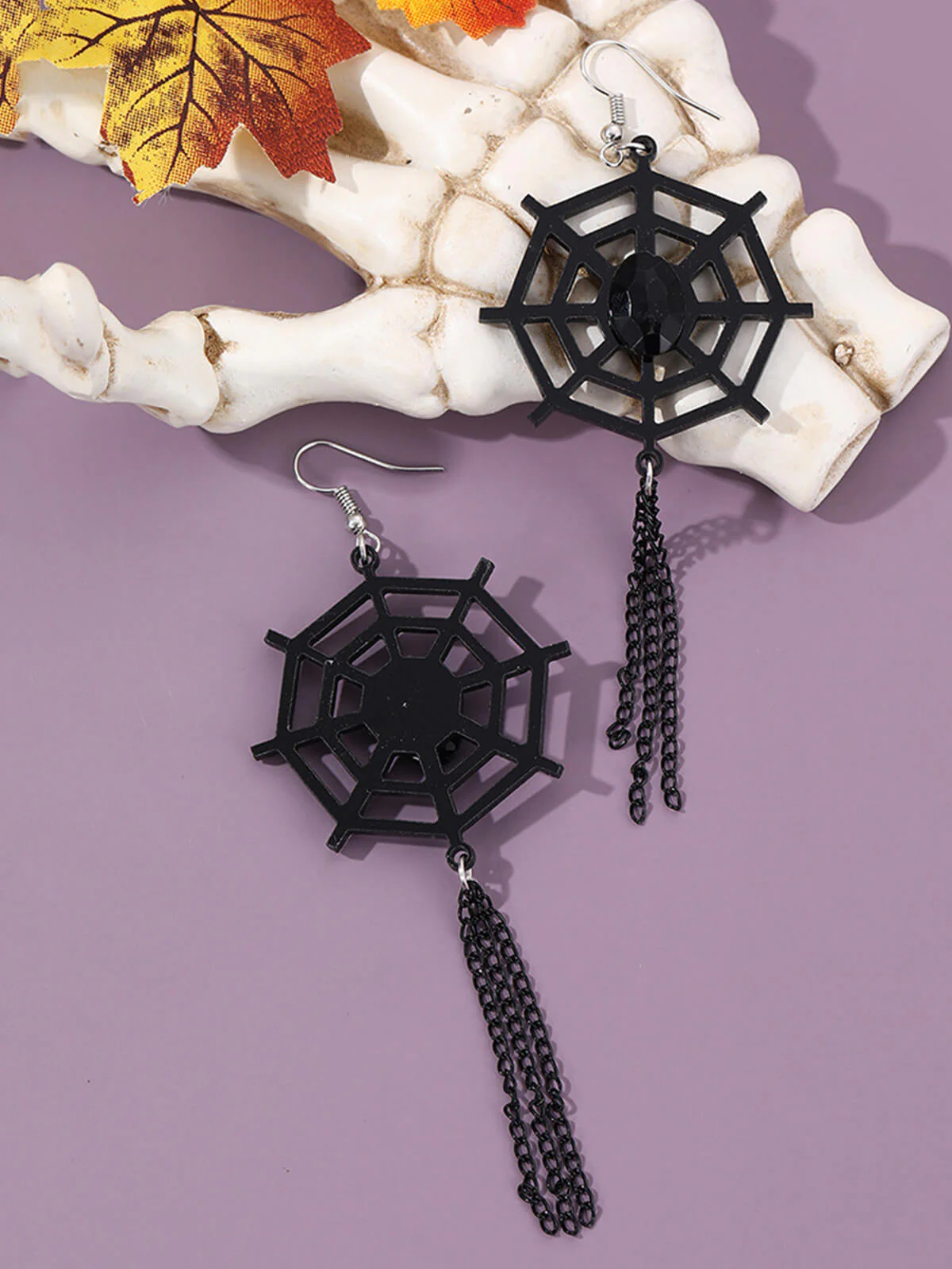 Vintage Black Spider Web Dangle Earrings - Image 2