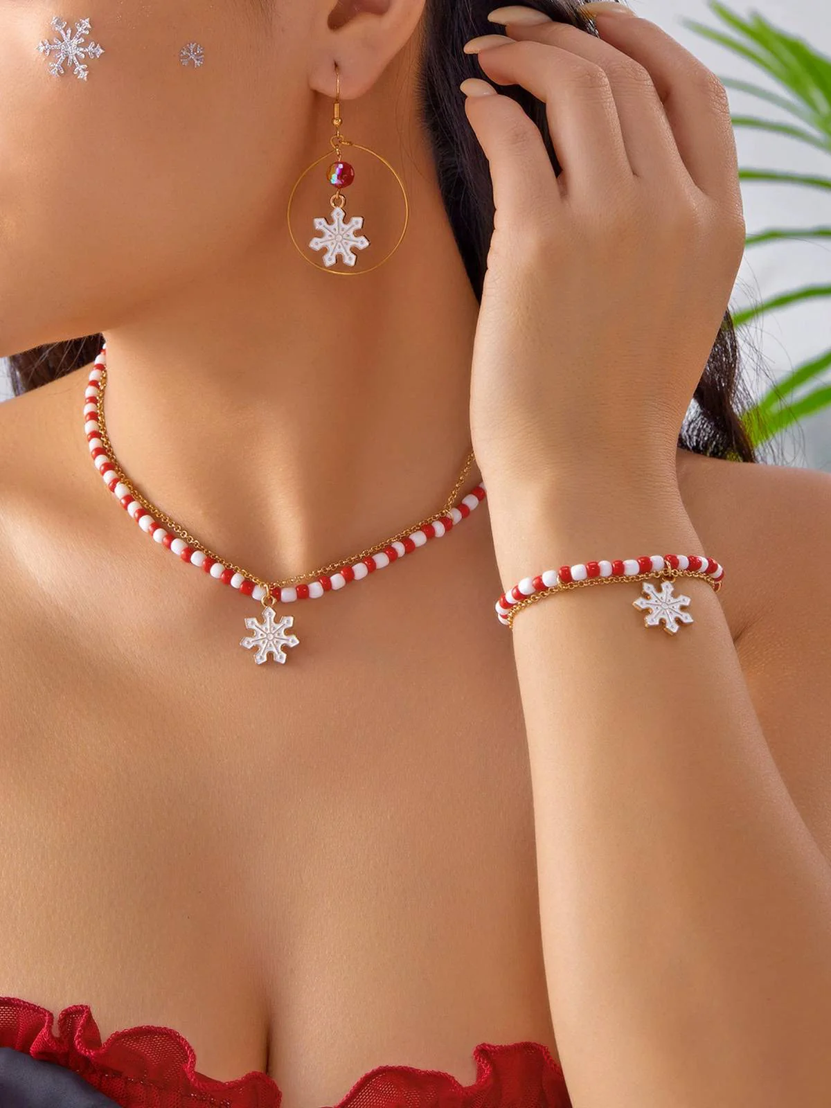 Vintage Christmas Beading Necklace & Bracelet & Earring Set - Image 3