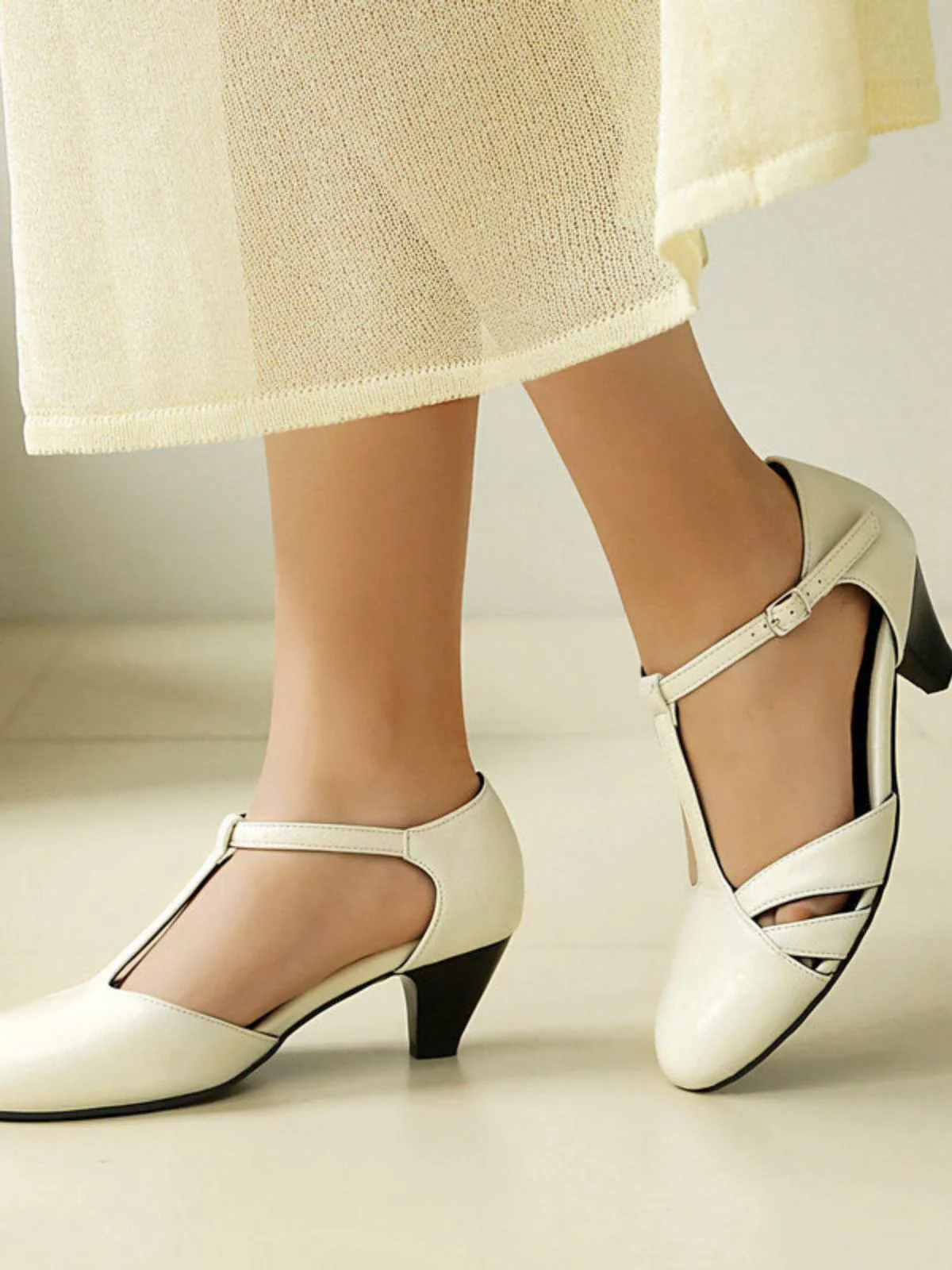 Vintage Closed Toe T-Strap Side Cutout Medium Heels - Image 13