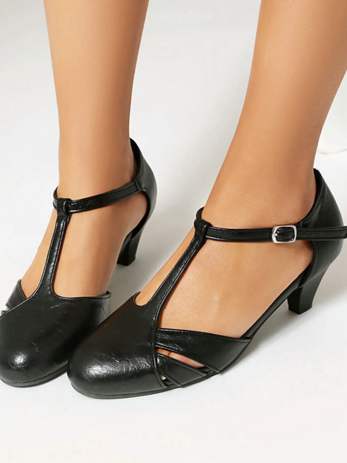 Vintage Closed Toe T-Strap Side Cutout Medium Heels - Image 4