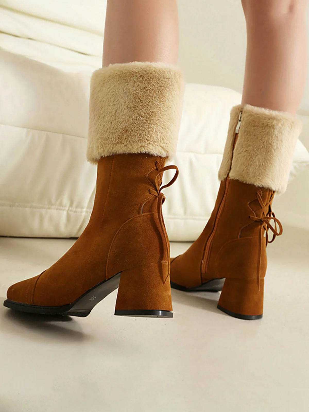 Vintage Contrasted Suede Plush Chunky Boots - Image 15