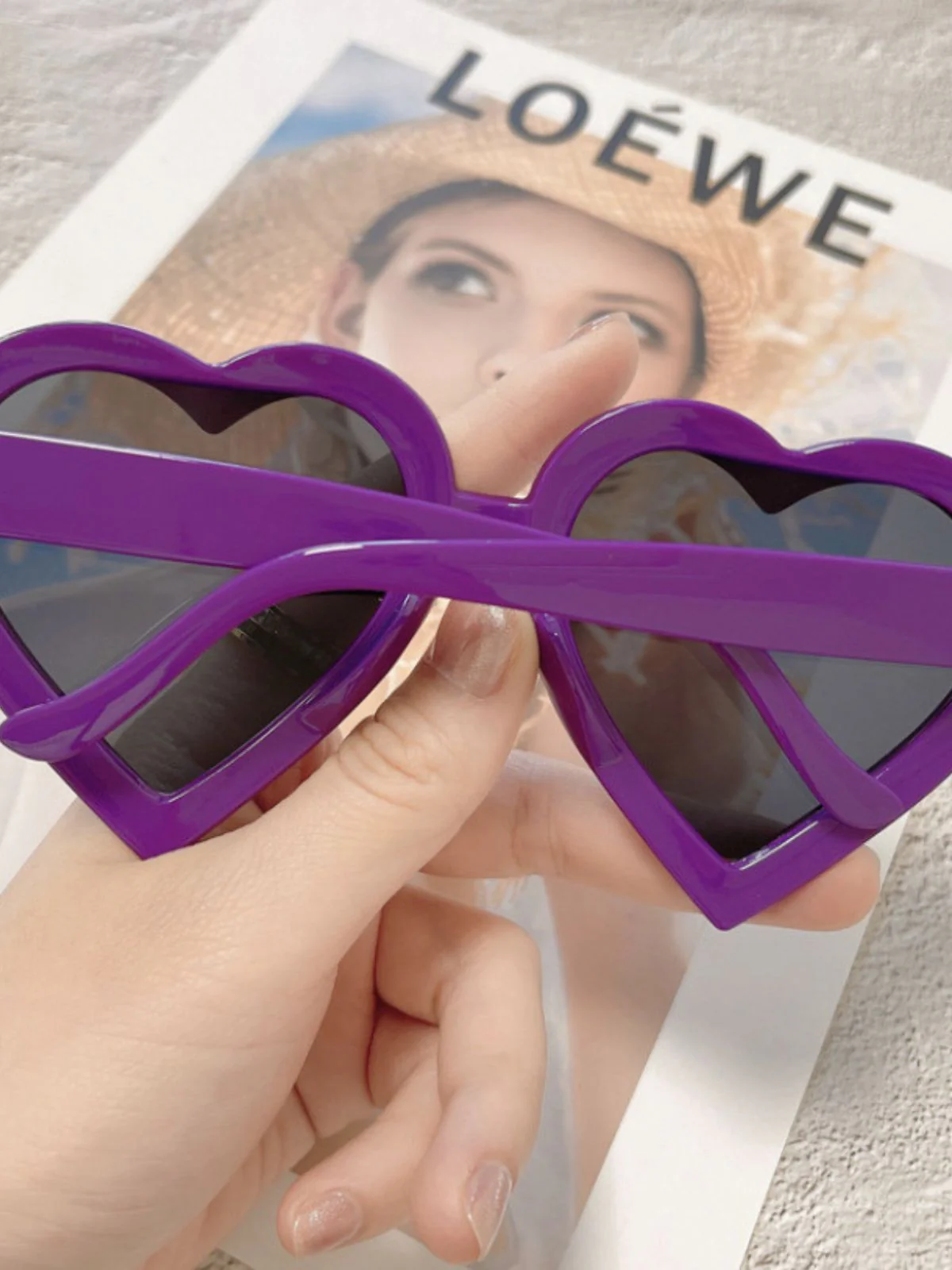 Vintage Curved Heart Frame Sunglasses - Image 7