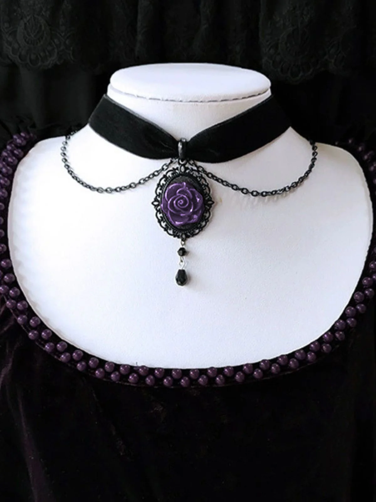 Vintage Dark Rose Victorian Gothic Necklace - Image 7