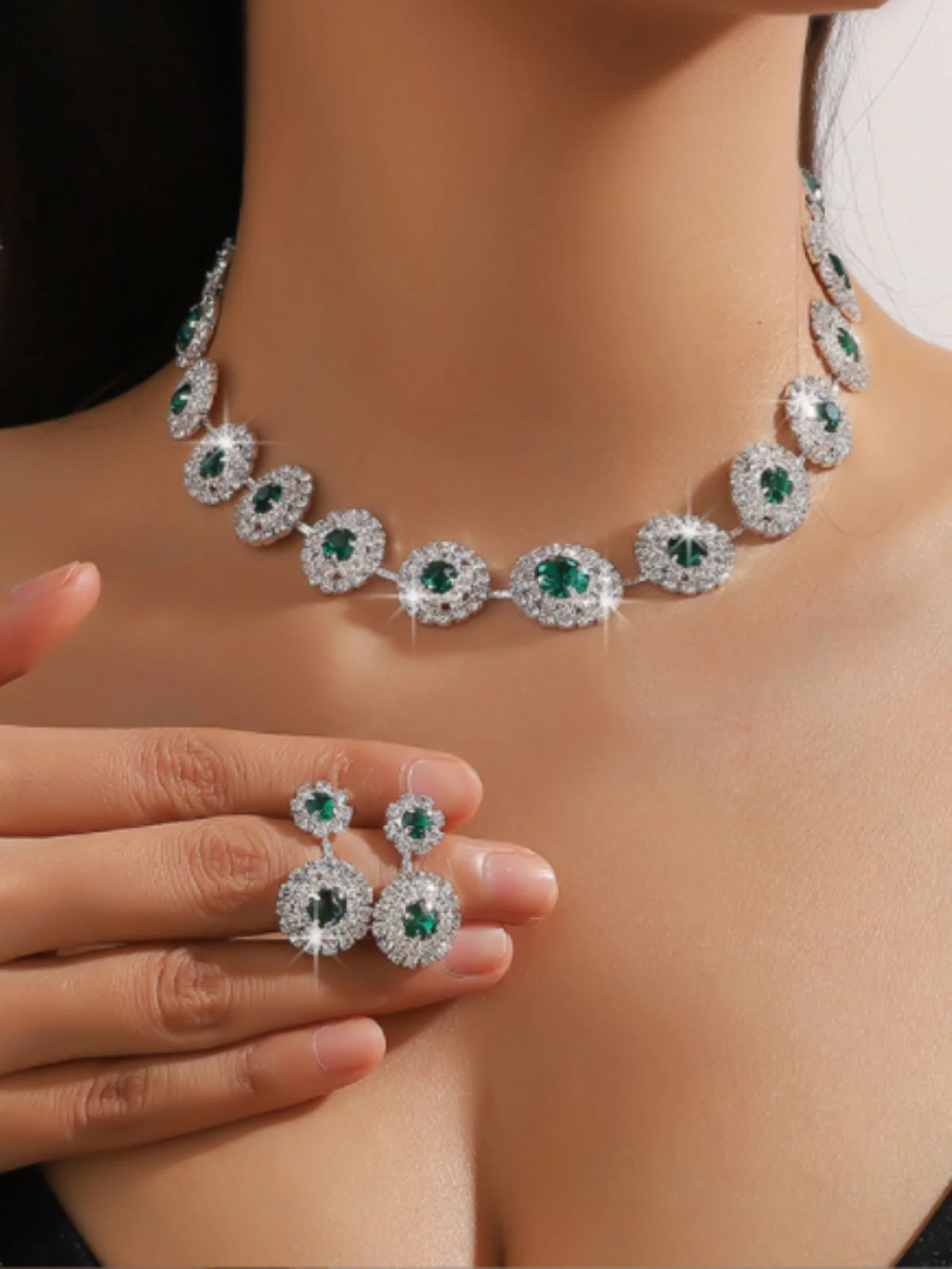 Vintage Diamond Necklace Earrings Set - Image 5