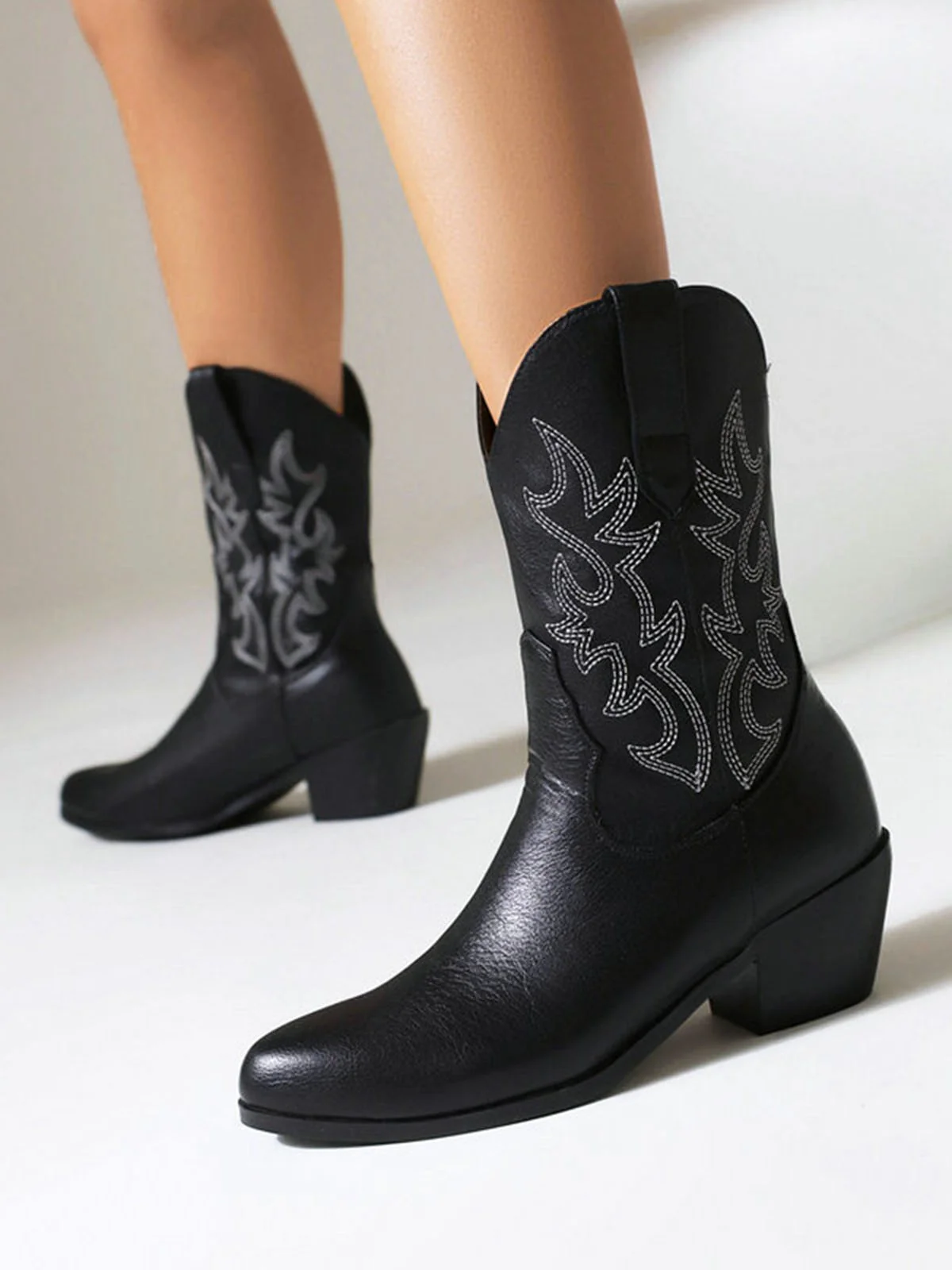 Vintage Embroidered Chunky Heel Cowboy Boots - Image 5