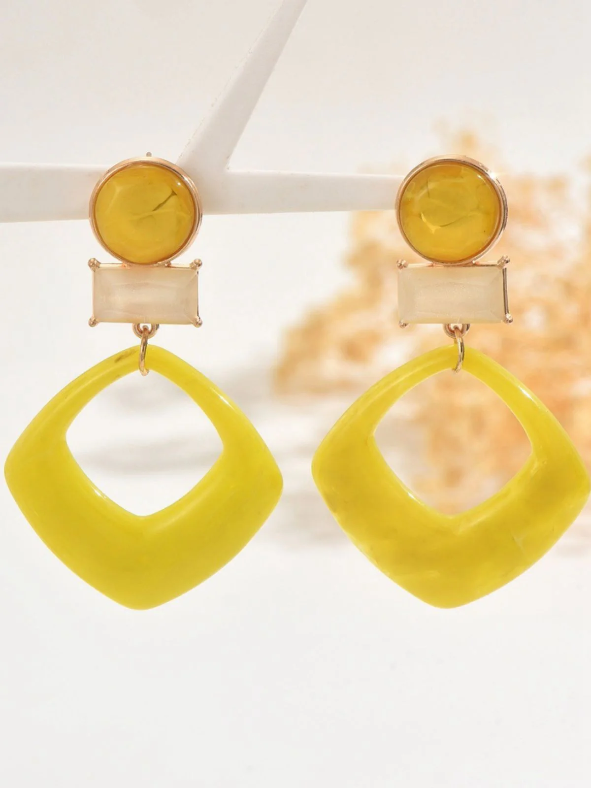 Vintage Exaggerated Geometric Marble Resin Earrings - Image 2