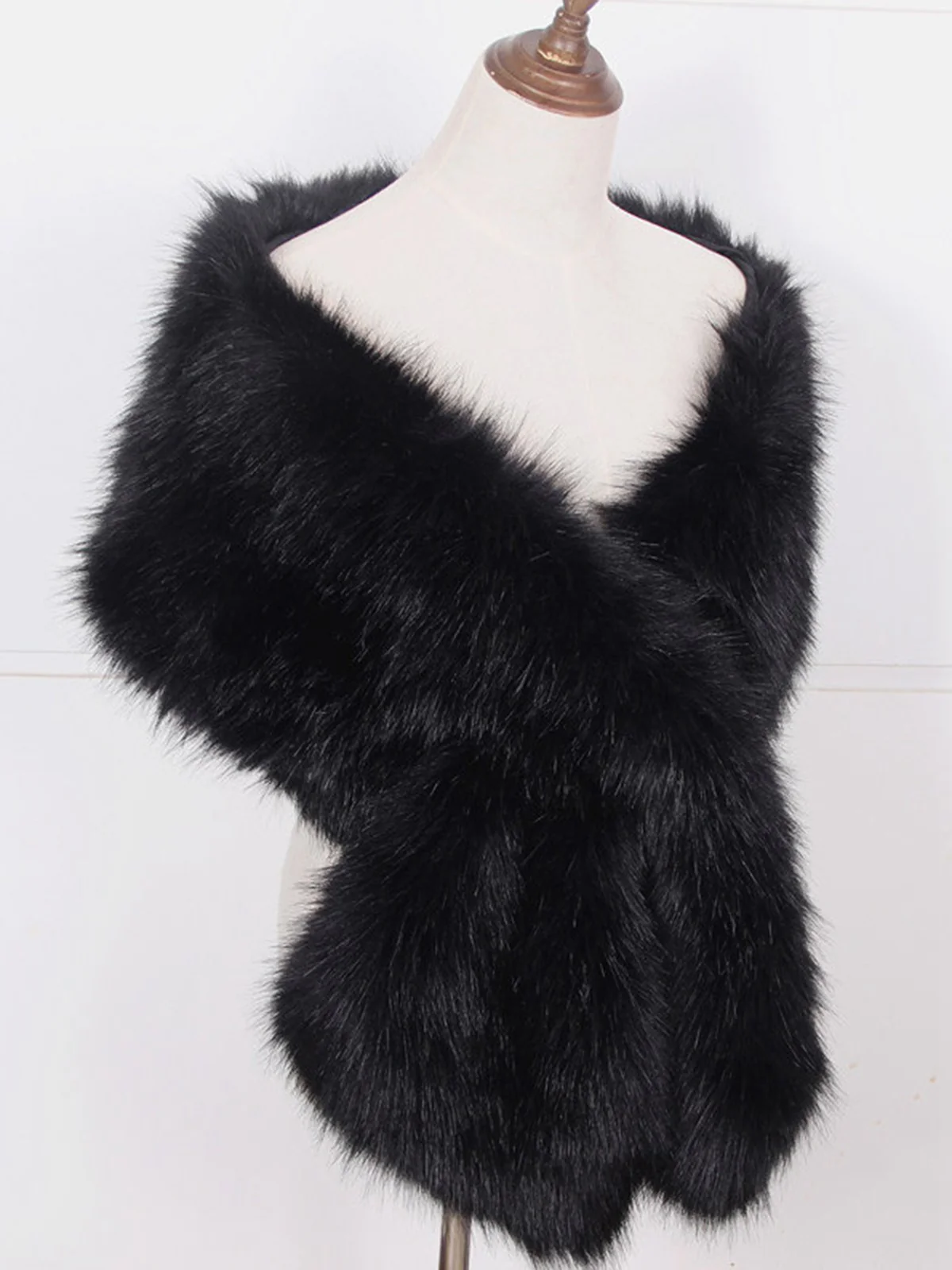 Vintage Faux Fur Cape Scarf - Image 4