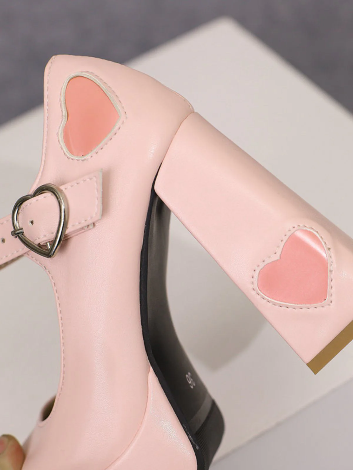Vintage Heart Cut-Outs & Buckle Mary Jane High Heel Shoes - Image 3