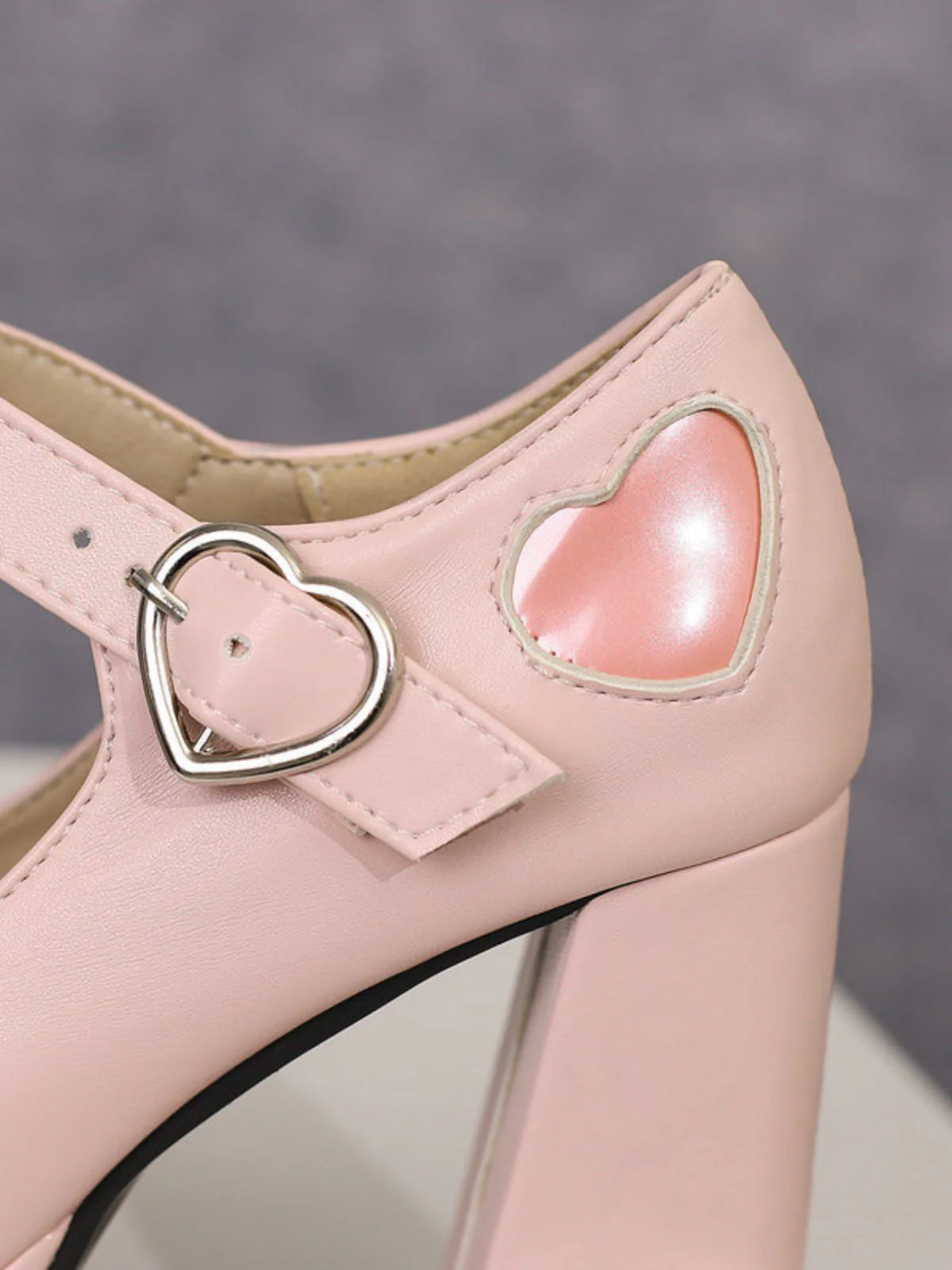 Vintage Heart Cut-Outs & Buckle Mary Jane High Heel Shoes - Image 4