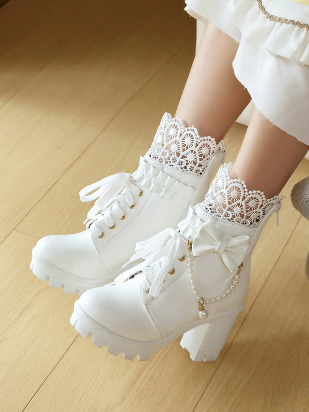 Vintage Lace Beaded Bow Chunky Heels Boots - Image 10