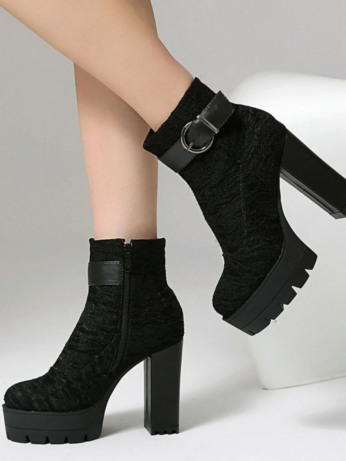 Vintage Lace Chunky Heel Platform Ankle Boots - Image 4