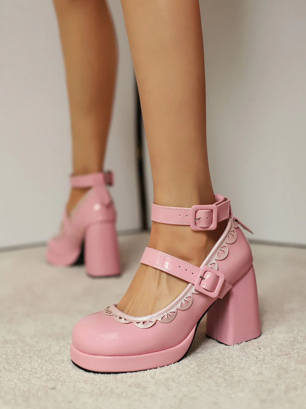 Vintage Lace Patent Leather Chunky Heels - Image 7