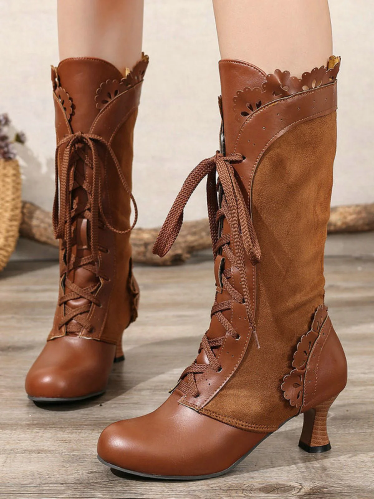 Vintage Lace-Up Solid Mid-Heel Brogue Ankle Boots - Image 4