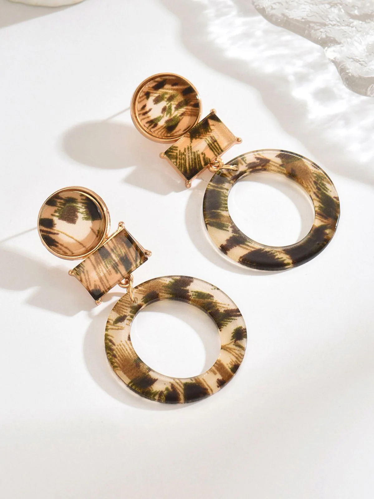 Vintage Leopard Print Drop Earrings - Image 8