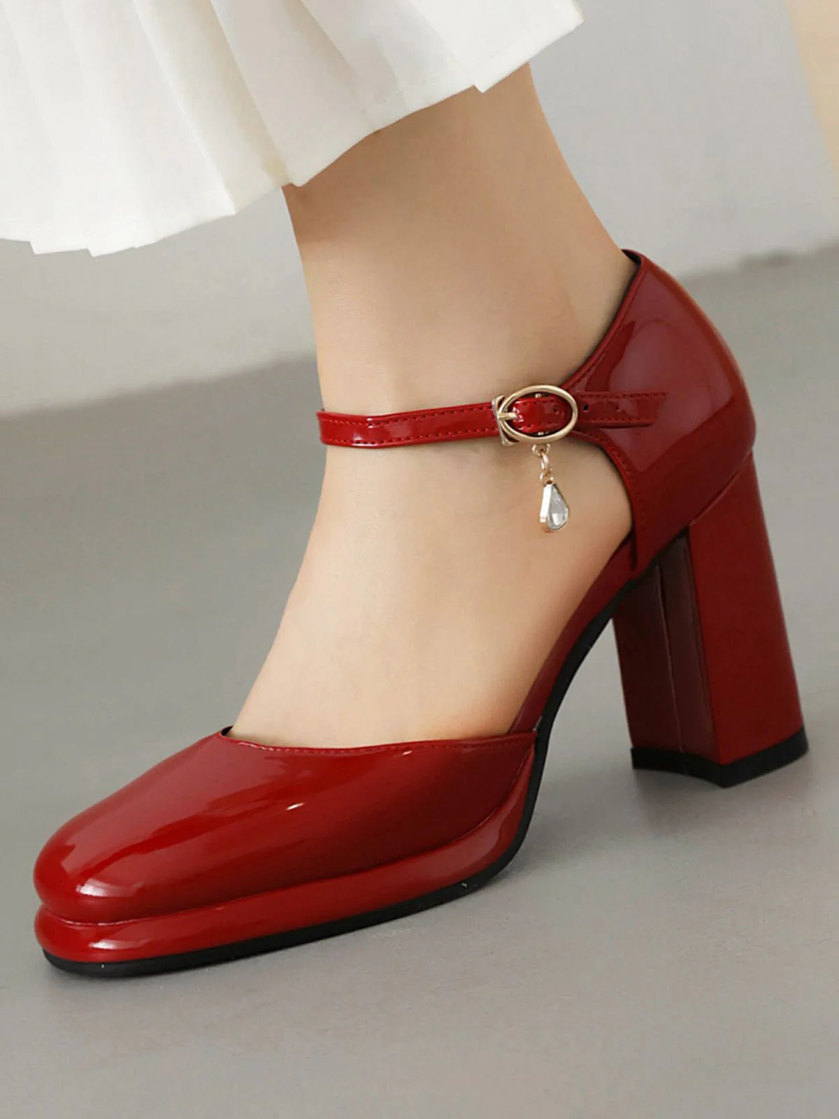 Vintage Patent leather Ankle-Strap Block Heel Pumps - Image 14
