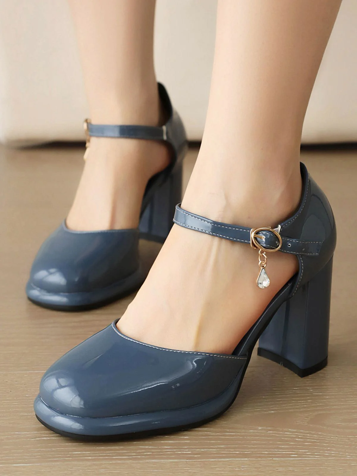 Vintage Patent leather Ankle-Strap Block Heel Pumps - Image 8