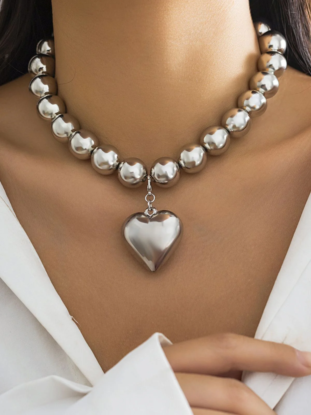 Vintage Pearl Heart Pendant Necklace - Image 9
