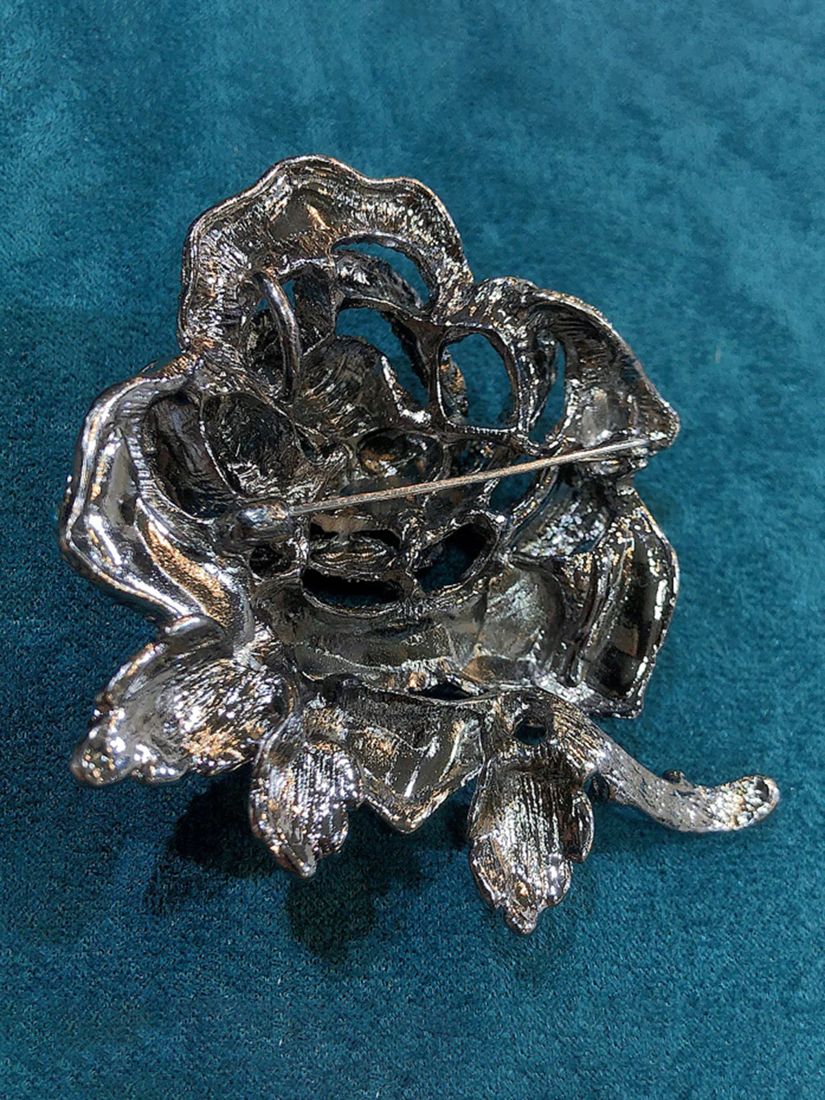 Vintage Rhinestones Rose Brooch - Image 4
