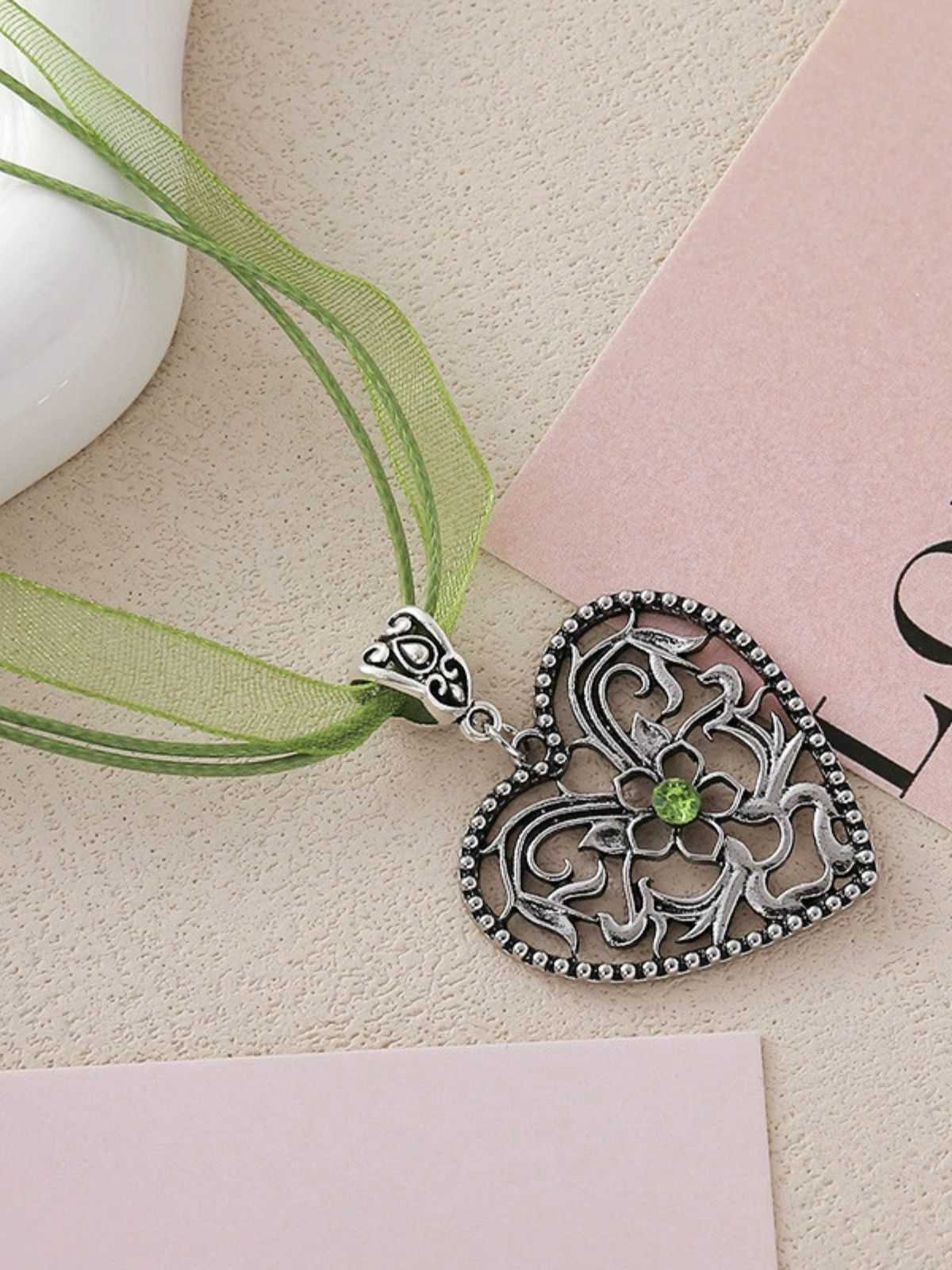 Vintage Ribbon Heart Flower Necklace - Image 7