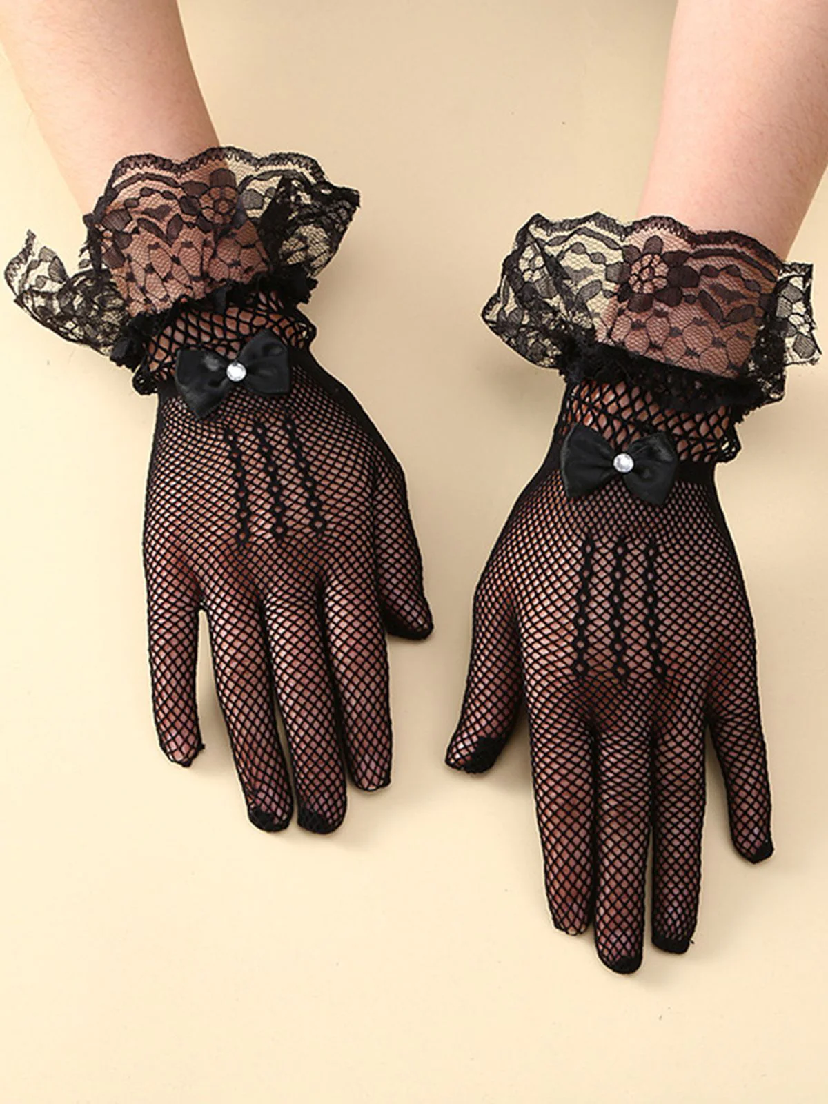 Vintage Solid Bow Lace Gloves - Image 3