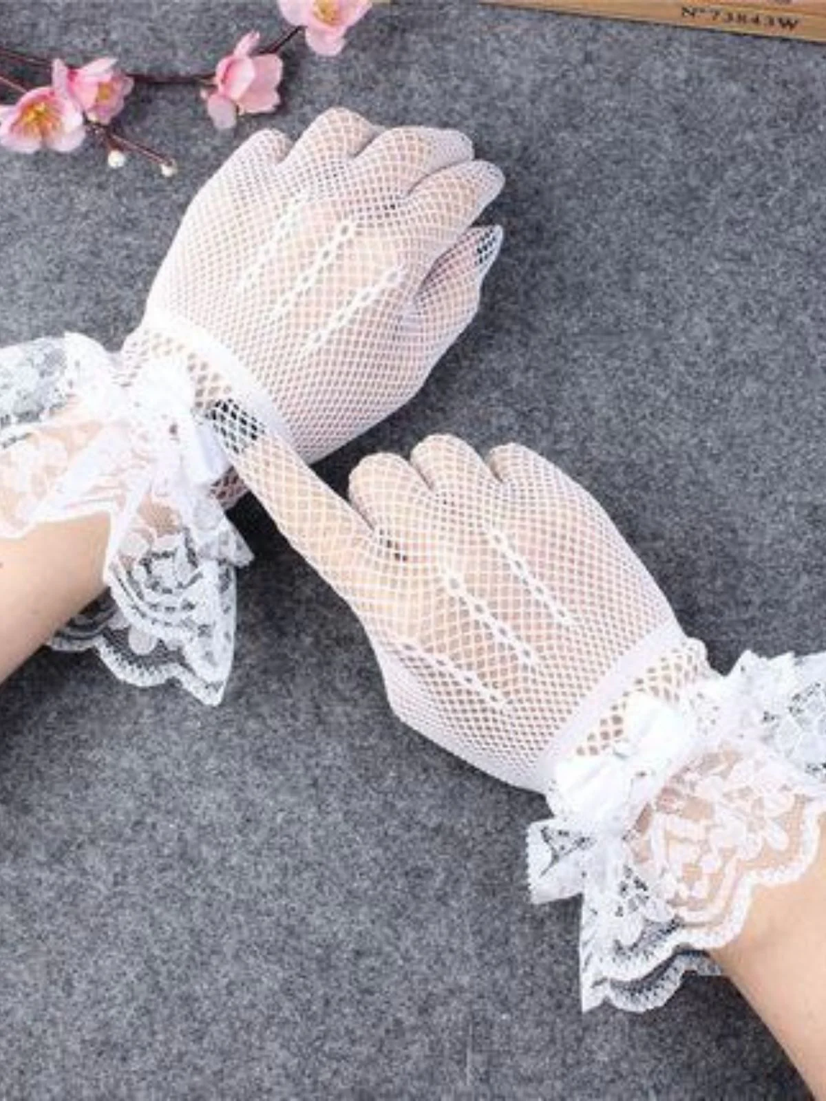 Vintage Solid Bow Lace Gloves - Image 8