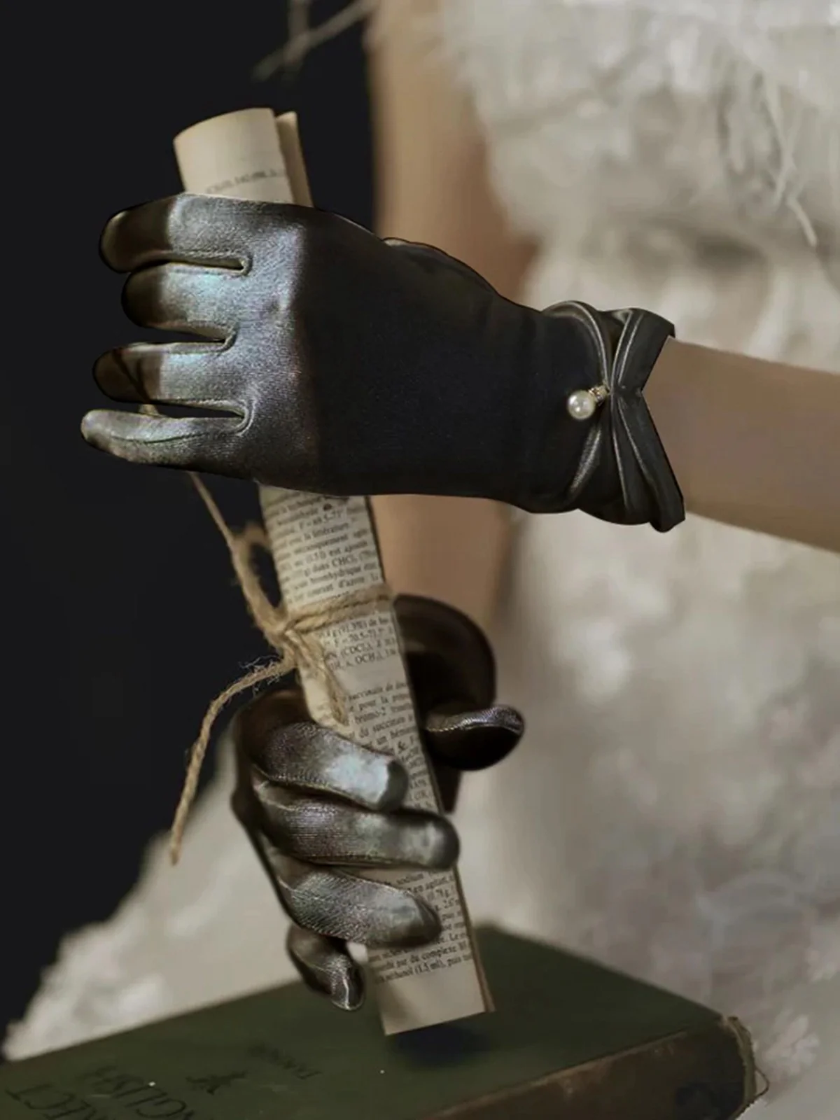 Vintage Solid Pearl Stretch Satin Short Gloves - Image 2