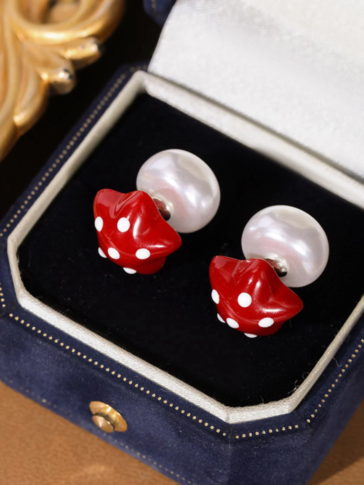 Vintage Star Polka Dot Alloy Earrings - Image 3